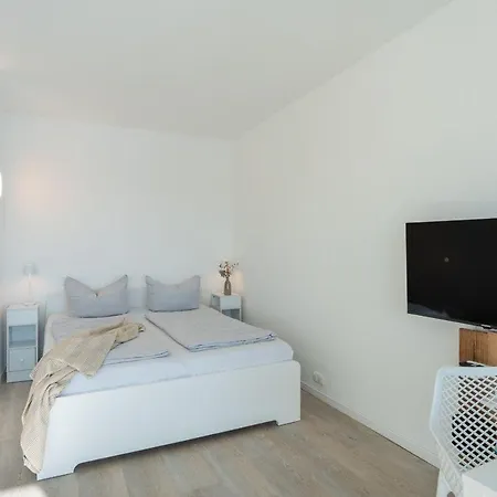 Апартаменты Strandhuus-ehem-strandhotel-wohnung-305 4*